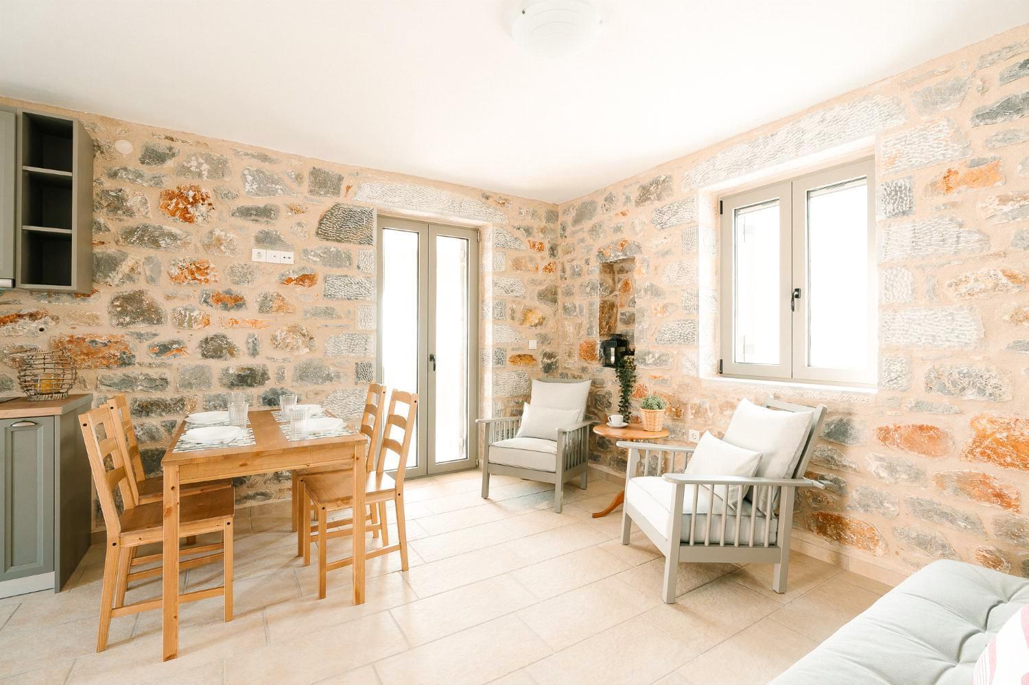 פירגוס Villa Dioni Ena מראה חיצוני תמונה