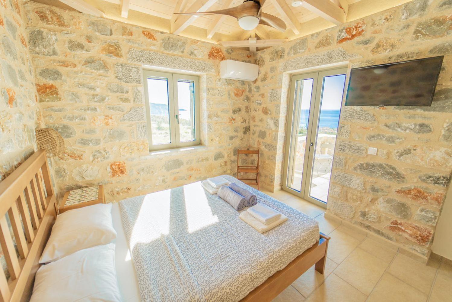 פירגוס Villa Dioni Ena מראה חיצוני תמונה