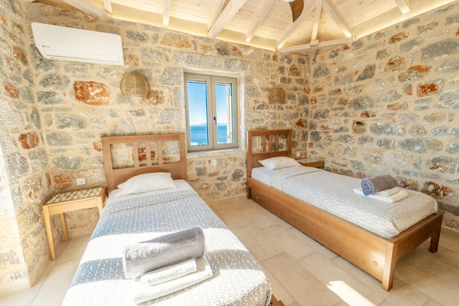 פירגוס Villa Dioni Ena מראה חיצוני תמונה